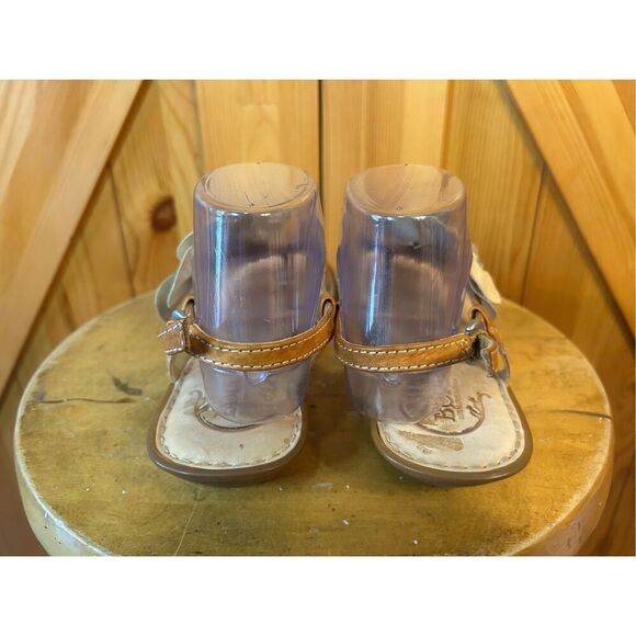 Born Hand Crafted Footwear Women’s 7 Floral Strappy Sandals Slip Ons Read - Picture 4 of 11